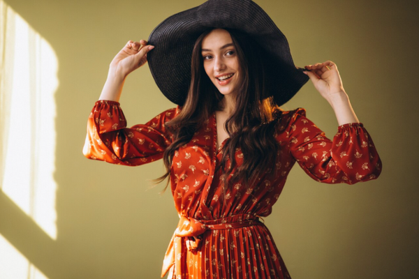 Que porter avec une robe terracotta ?
