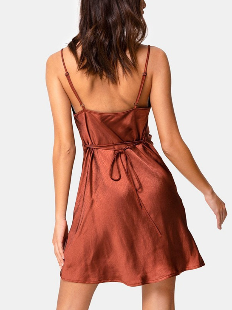 Robe satin terracotta courte