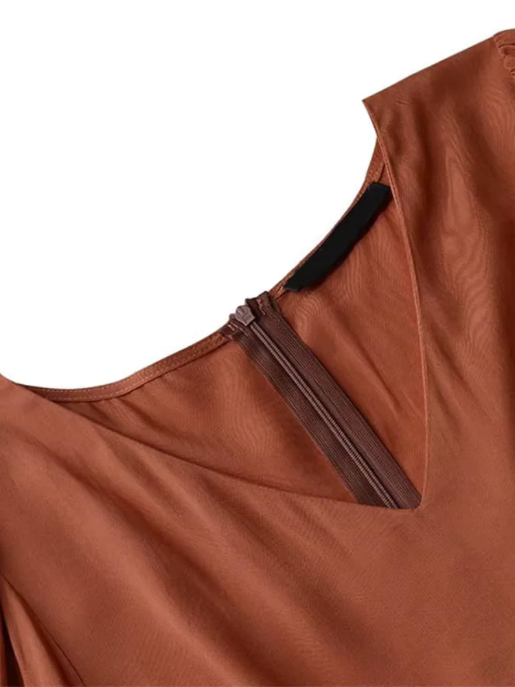Robe couleur cuivre chic