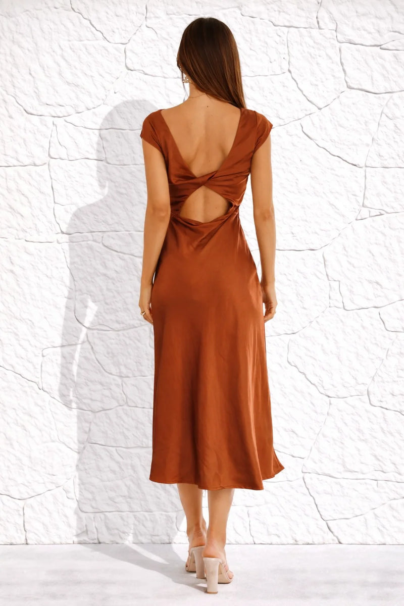 Robe cuivrée mi-longue