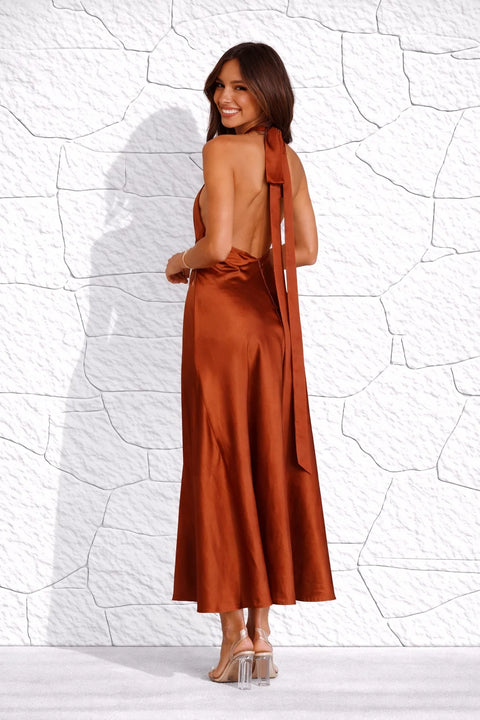 Robe longue satin terracotta