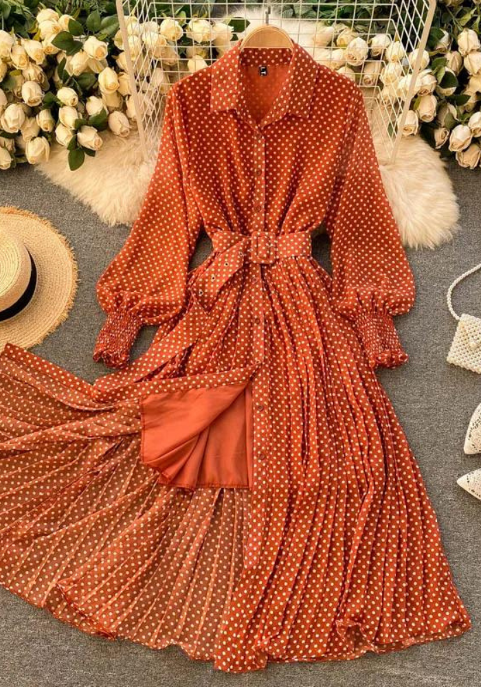 Robe rétro terracotta à pois