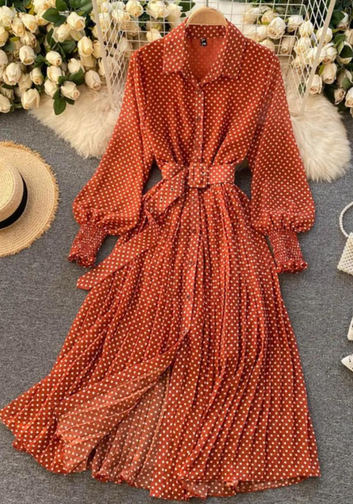 Robe rétro terracotta à pois