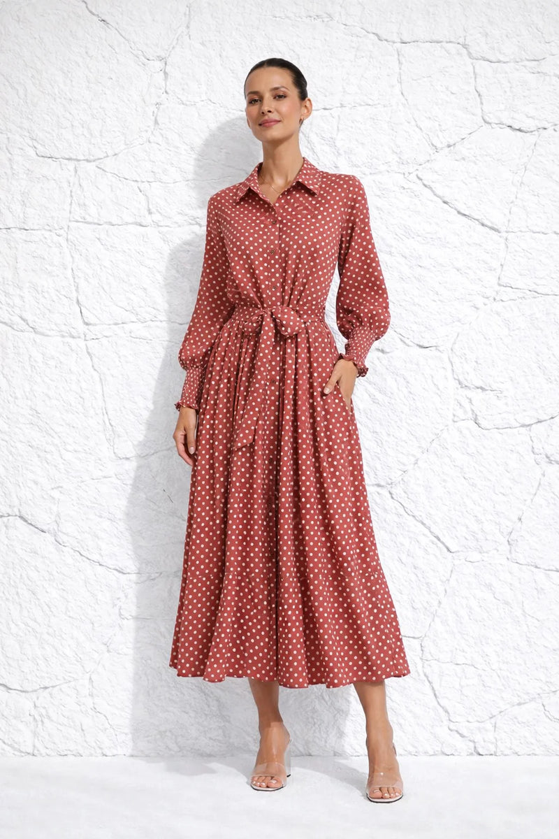 Robe rétro terracotta à pois